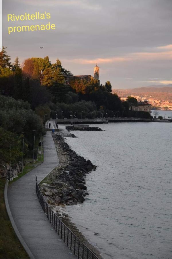 Luminoso Trilocale Con Piscina E Giardino Privato Apartment Desenzano del Garda Exterior photo